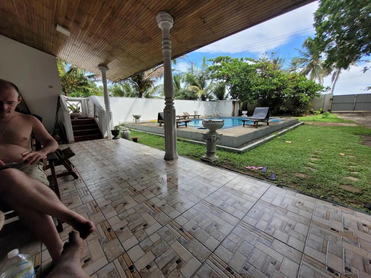 Villa Sea Sprays Hikkaduwa Extérieur photo